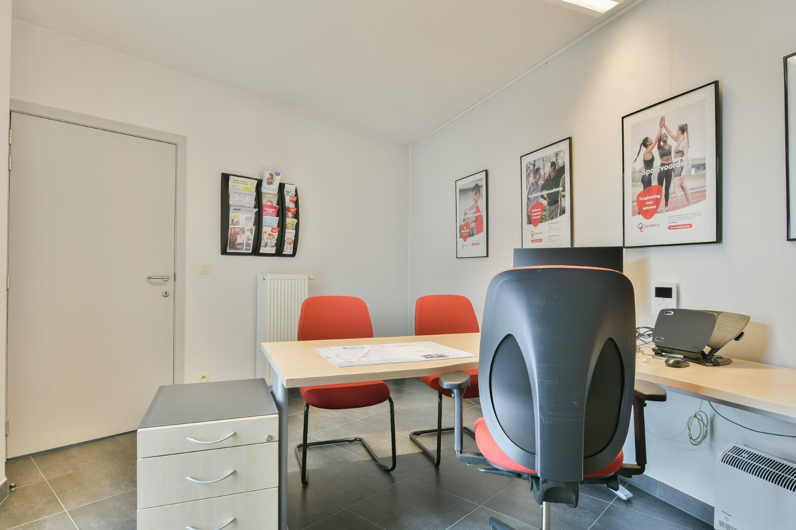 Commercial à louer à Oudenburg - photo 5