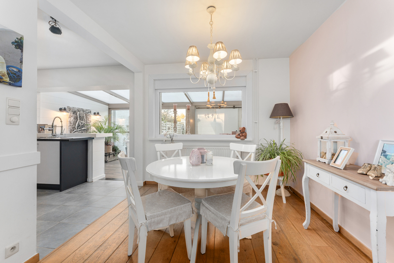 Roeselare : Charmante instapklare woning aan de stadsrand van Roeselare voorzien van 3 slpks. - foto 5