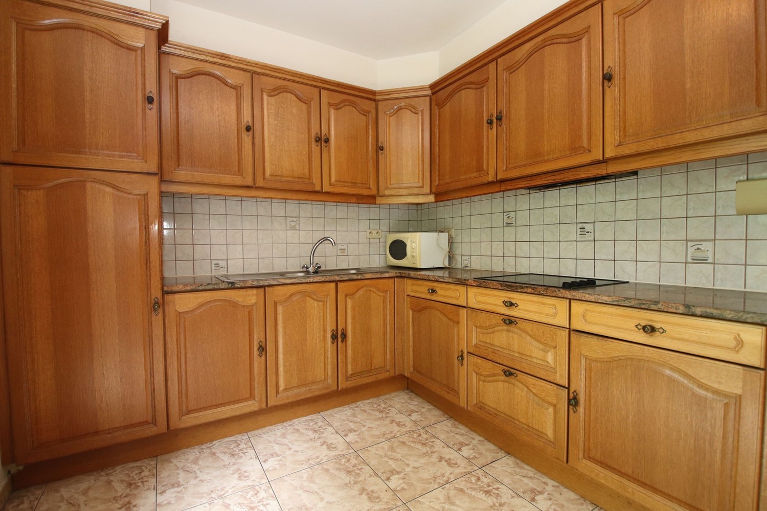 Appartement met terras en garagebox - photo 5