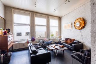 Authentieke woning met winkel in de Nosestraat tussen het Eilandje en het historische stadscentrum, op wandelafstand van de Scheldekaaien met zicht...