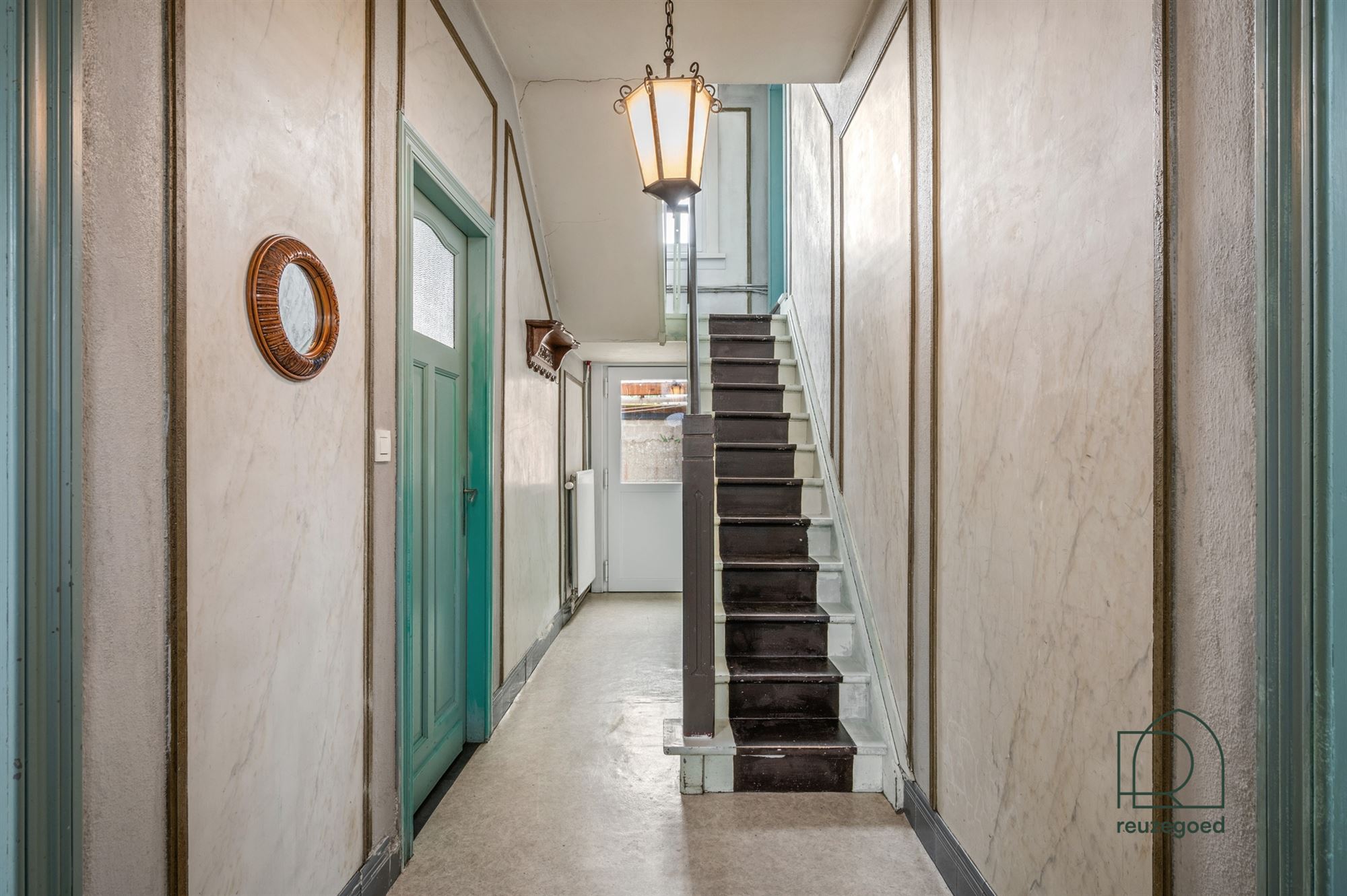 Karaktervolle woning met prachtige renovatiemogelijkheden in hartje Bonheiden - foto 4