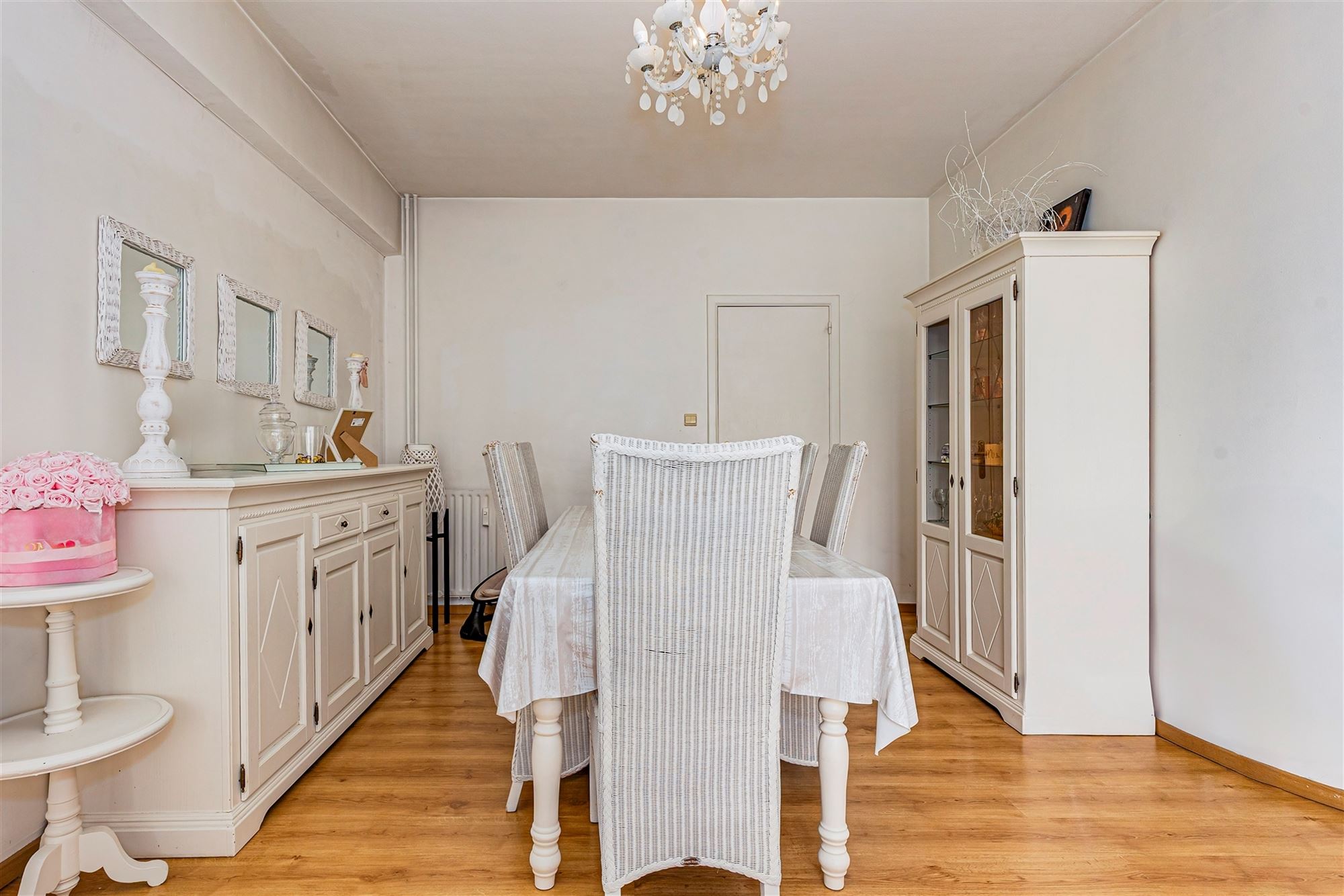 Zeer licht 3 slaapkamer appartement aan Rooseveltplaats en Opera - foto 5