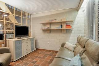 Whether you're looking for your own vacation home or a smart investment, this duplex vacation apartment is a great opportunity.<br /><br />We find this pleasant duplex apartment at the Hengelhoef holiday park in Houthalen. Hengelhoef is located in a green and quiet environment and at the same time enjoys good accessibility thanks to its proximity to the E314. Tourism in Limburg remains attractive, making this apartment interesting both for personal use and for those who want to offer it as a vacation rental.<br /><br />The apartment has a living area of 67 m² and has an EPC label D, with a score of 301 kWh/m² year. An additional advantage is the location near the outdoor swimming pool, which makes the apartment particularly attractive for holidaymakers and families.<br /><br />The duplex apartment is located on the first and second floors. Upon entering, you will enter the living space, followed by an open kitchen and dining area. This floor also has a bathroom with shower and toilet, as well as a terrace where you can enjoy the green surroundings.<br /><br />There are 2 bedrooms on the second floor. In addition, there is a separate toilet room with a sink on this floor, which provides extra comfort during the stay.<br /><br />Thanks to its location on the holiday park, the proximity to the outdoor swimming pool and the green surroundings, this apartment is an ideal base for relaxation, nature and vacation fun in Limburg.<br /><br />In short, a pleasant duplex holiday apartment with 2 bedrooms, a terrace and an interesting location on the Hengelhoef holiday park. Ideal for those who want to enjoy their own vacation home or want to invest in vacation rentals.<br /><br />Register of measures: no