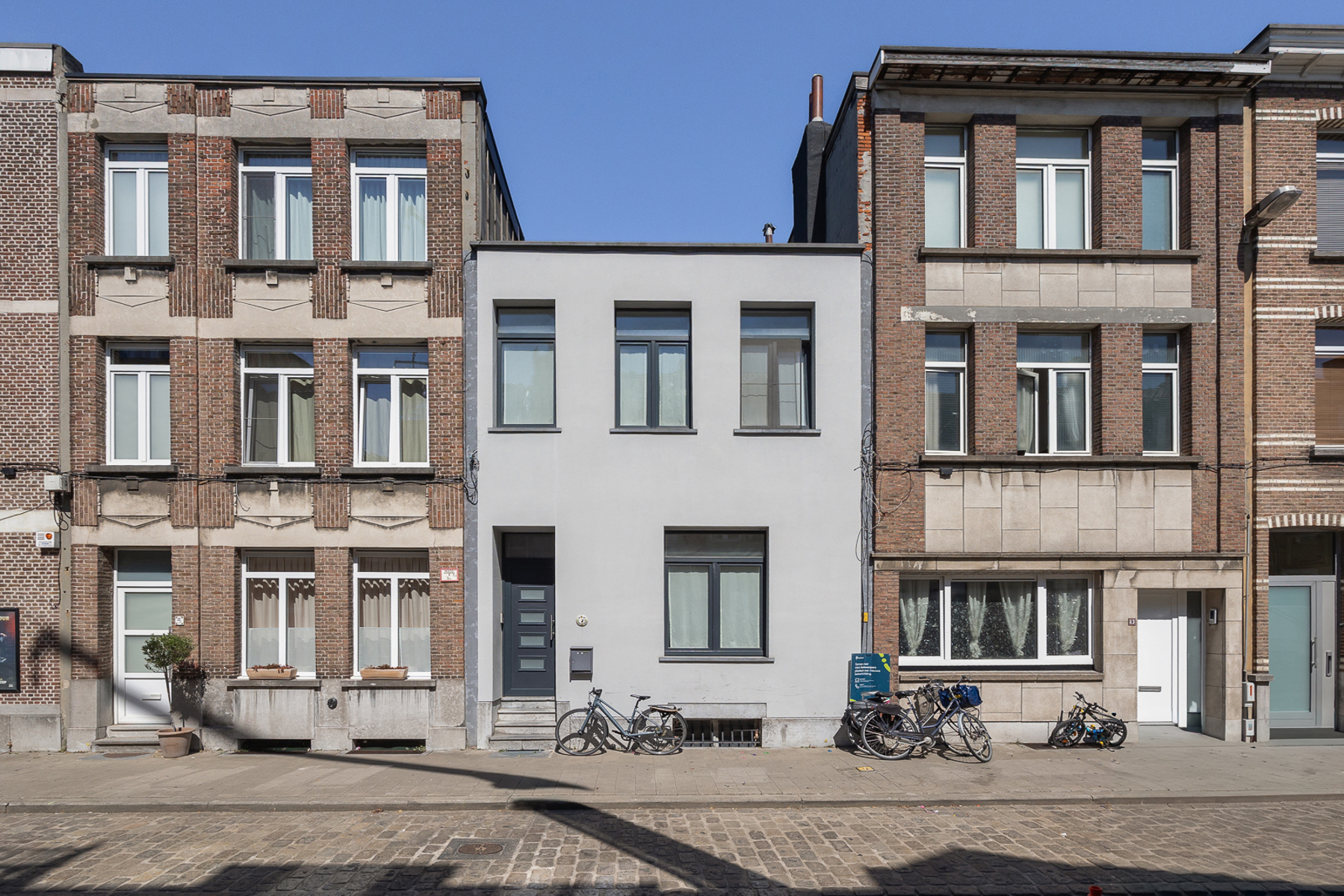 Gerenoveerde woning vlakbij het Rivierenhof in Deurne - foto 1