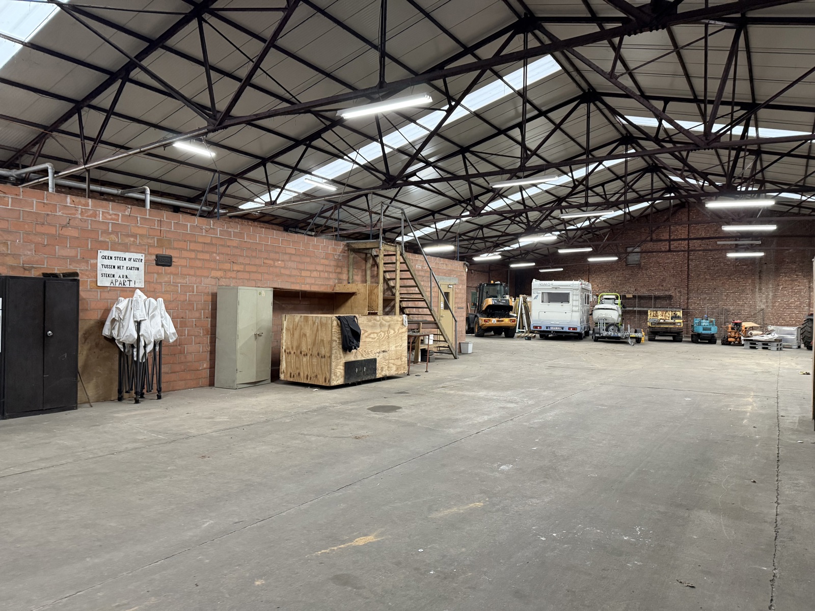 Magazijn + kantoor van 1.216m², regio Kasterlee (Lichtaart) - foto 5