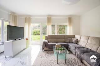 Ruime kloeke woning te koop in PoelkapelleOver de woning:Ontdek deze ruime halfopen bebouwing in het landelijke Poelkapelle, ideaal voor wie op zoek...