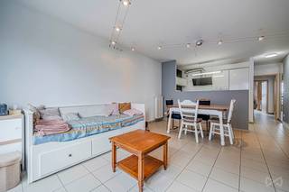 We Invest vous présente un bel appartement deux chambres situé dans Mons au sein de la Résidence "Mandarin". Il s'agit d'un appartement situé au...