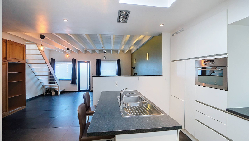 Rijhuisje van 66m² met 1 slaapkamer en 2 terrassen - foto 5