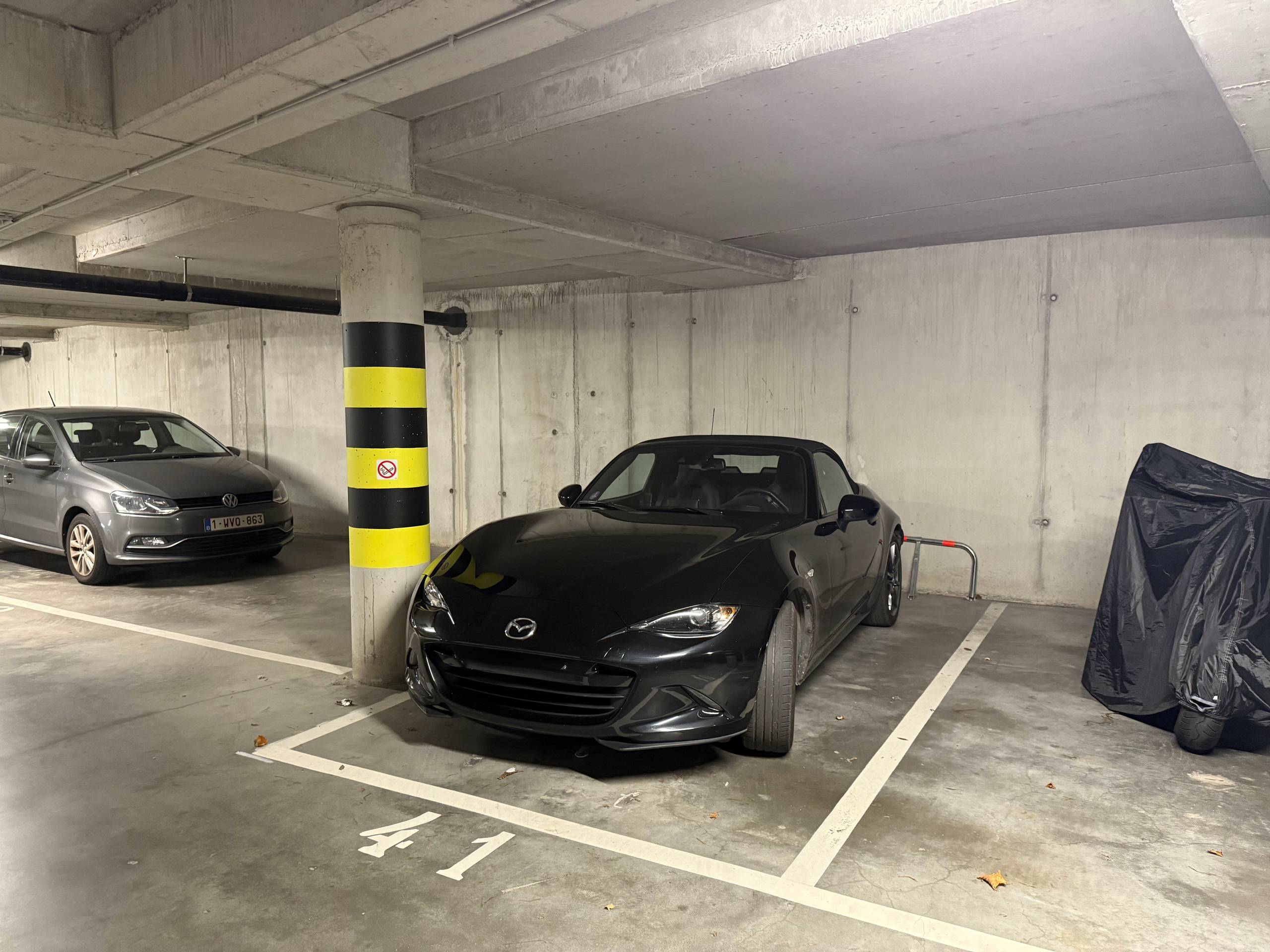 Twee ondergrondse parkeerplaatsen met onmiddellijk rendement in Waregem - photo 4