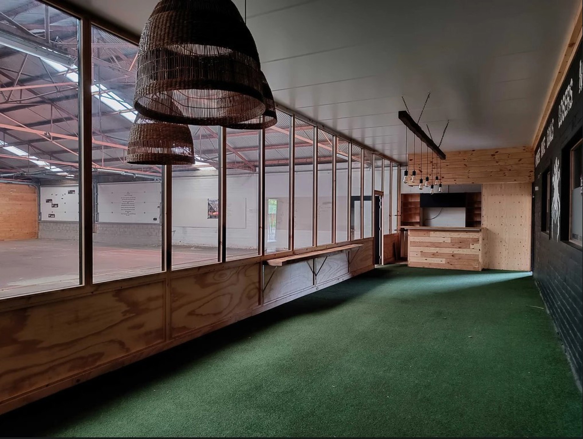 Polyvalente ruimte te huur - foto 4