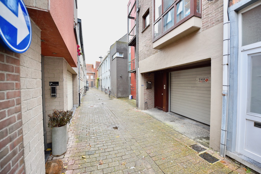 Garagebox in centrum Eeklo voor 65 EUR/mnd - foto 1