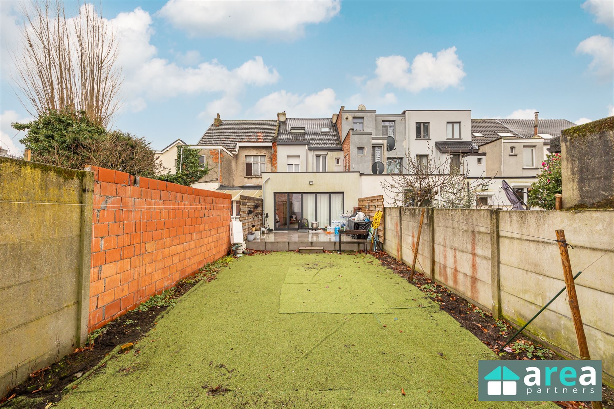 Ruime gerenoveerde woning met tuin! - foto 3