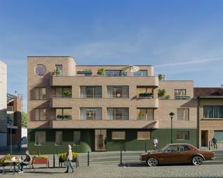 Ontdek dit appartement van 96,60 m², gelegen op de 2de verdieping van een modern gebouw in Laken. Een perfecte indeling voor wie op zoek is naar ruimte en comfort.Leefruimte :Lichtrijke woonkamer: Open leefruimte met veel lichtinval.Moderne open keuken: Volledig geïntegreerd in de woonkamer.Privéterras: Een aangenaam terras van 5,42 m².Slaapruimte :3 Slaapkamers: Drie ruime slaapkamers, ideaal voor een gezin of een bureau.Badkamer &amp; Gemak: Een moderne badkamer, een apart gastentoilet bij de inkom en een praktische berging/wasplaats.