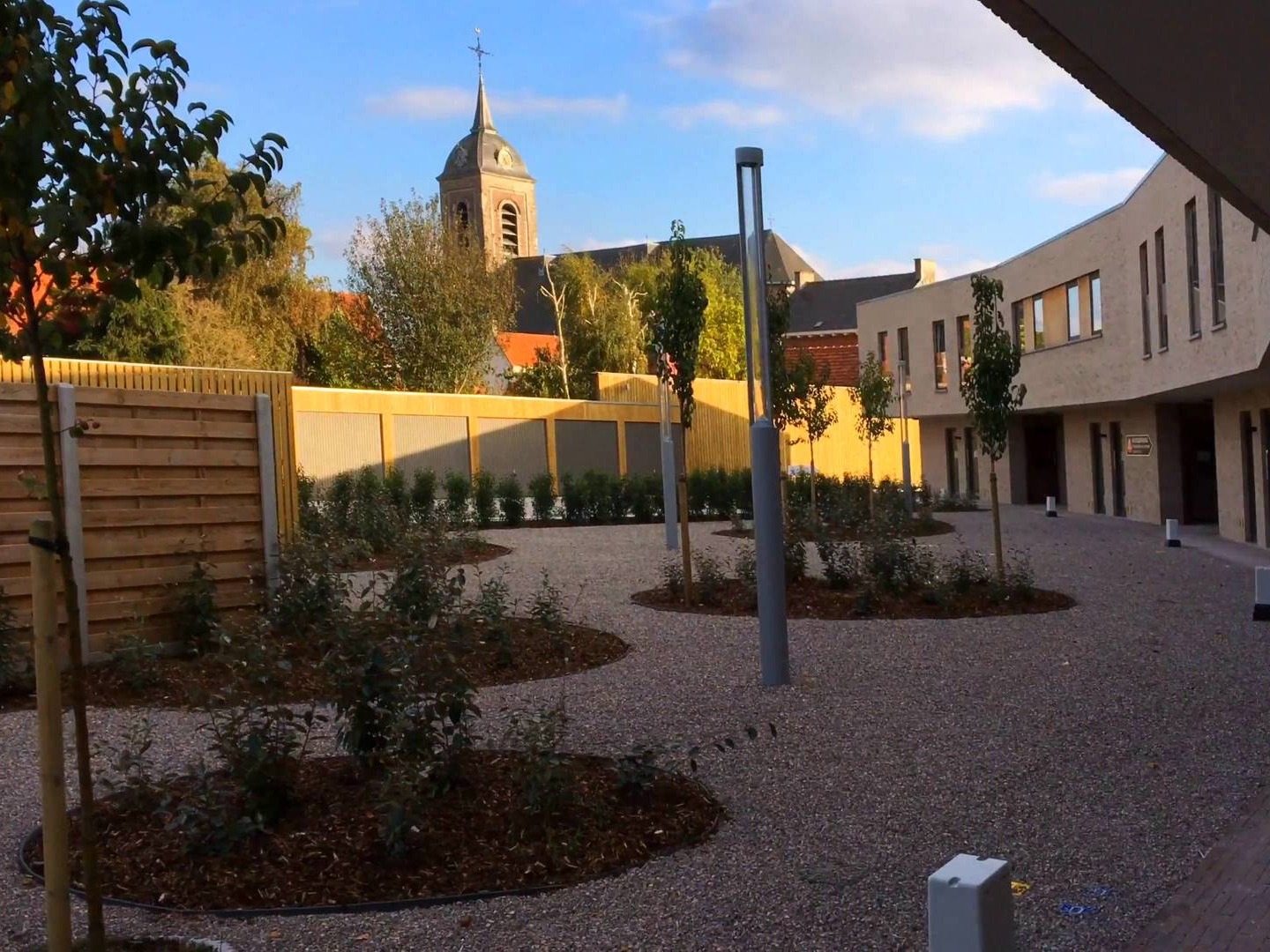 Luxueus afgewerkt appartement gelegen op 1ste verdieping - foto 2