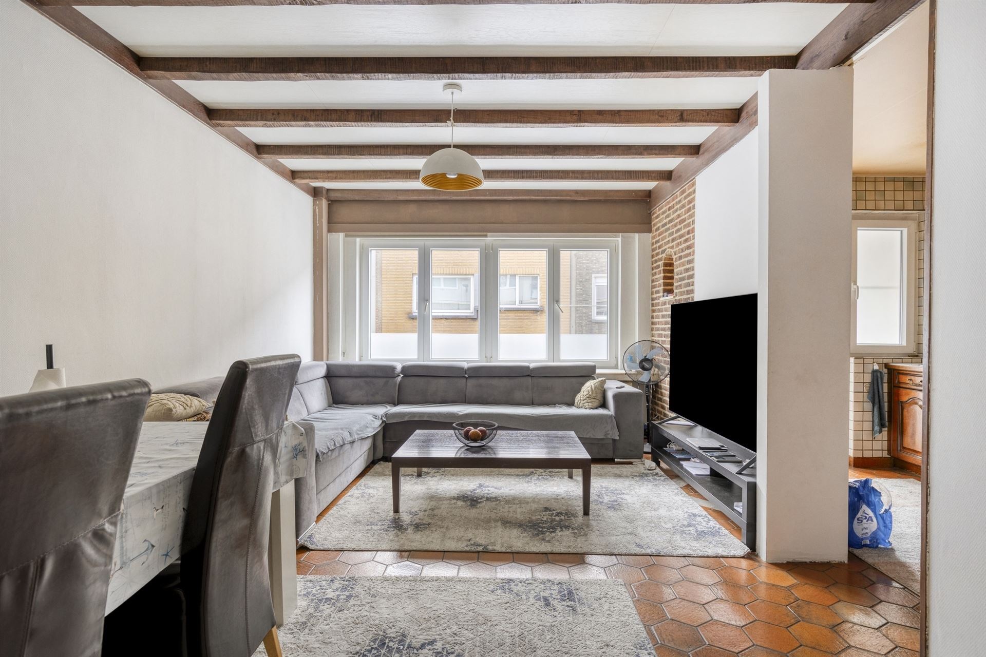 Appartement met 2 slpks, terrassen, kelder en garagebox - foto 3