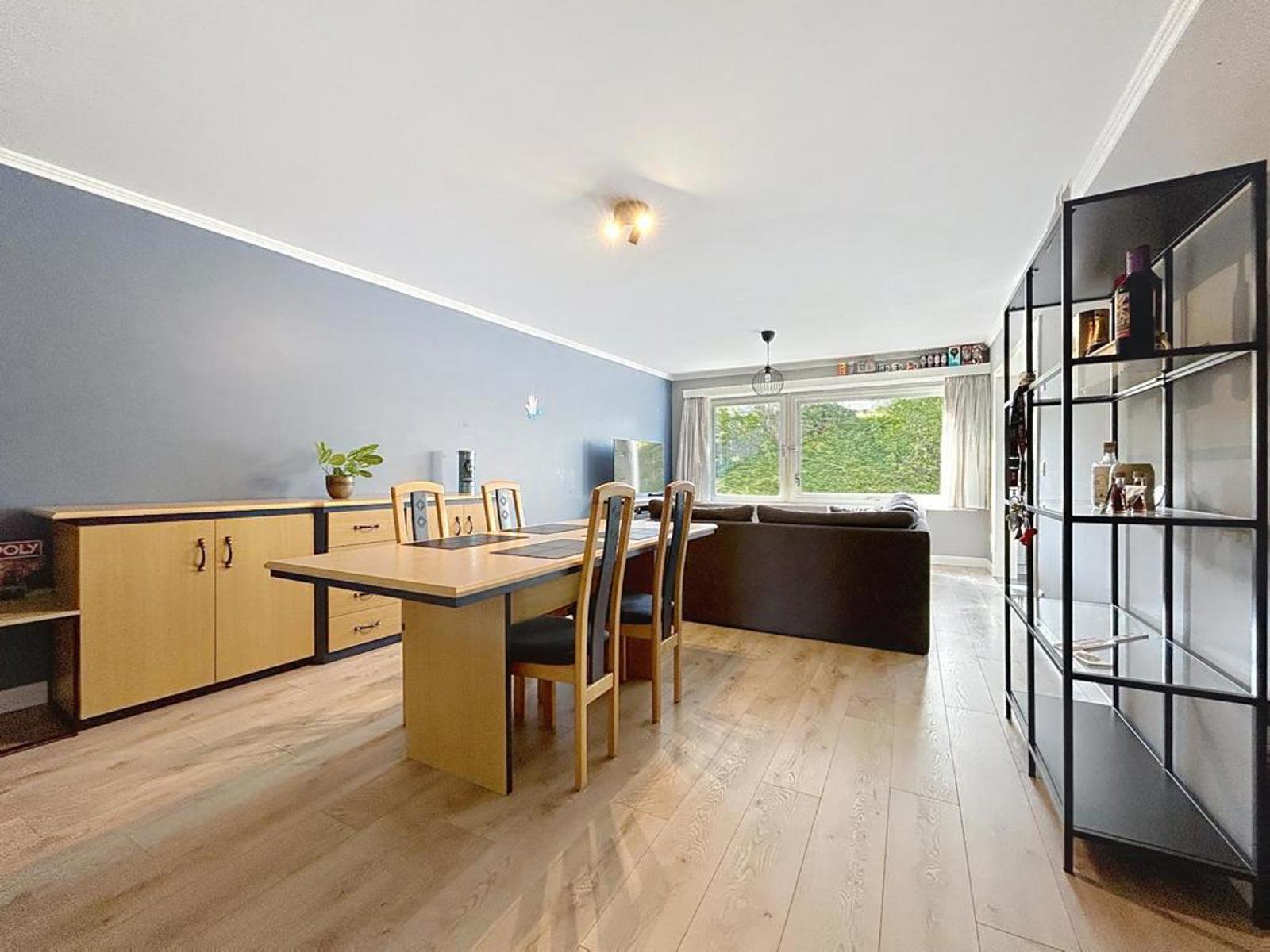 Appartement à vendre à Harelbeke avec 2 chambres - photo 2