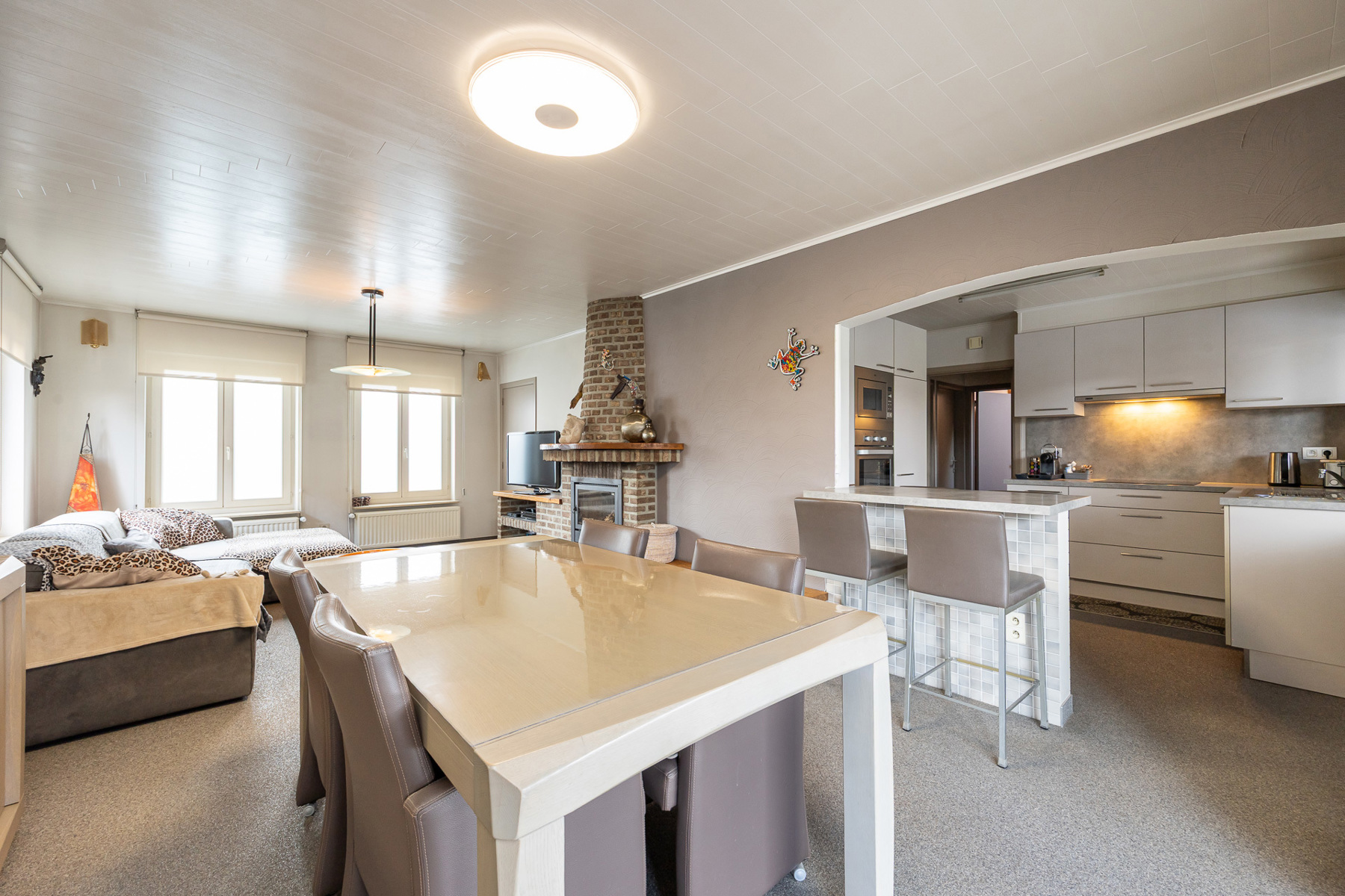 Instapklare woning met tuin en ruime garage - foto 5