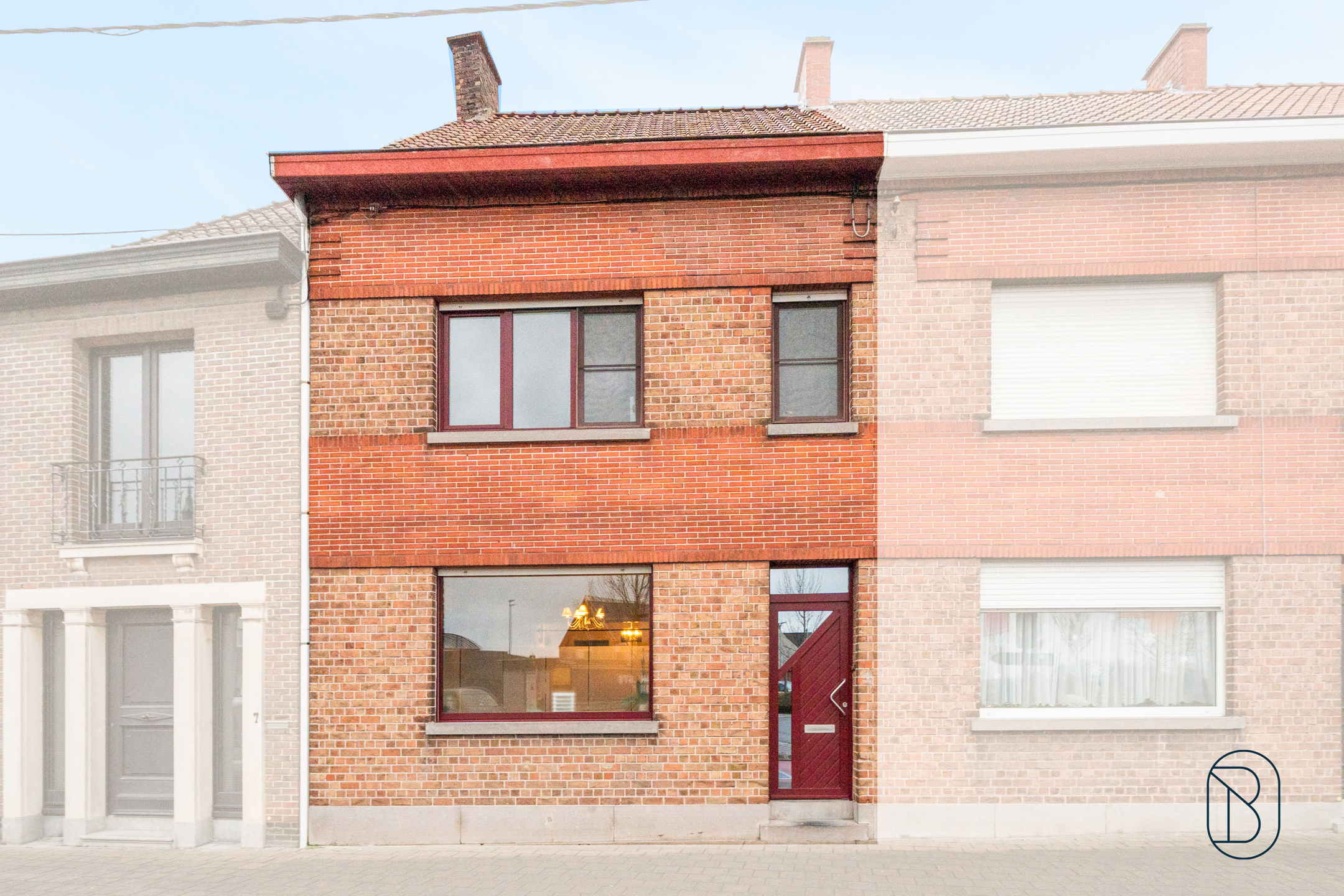 Instapklare woning met 3 slk, tuin, en uitweg met garage - foto 1