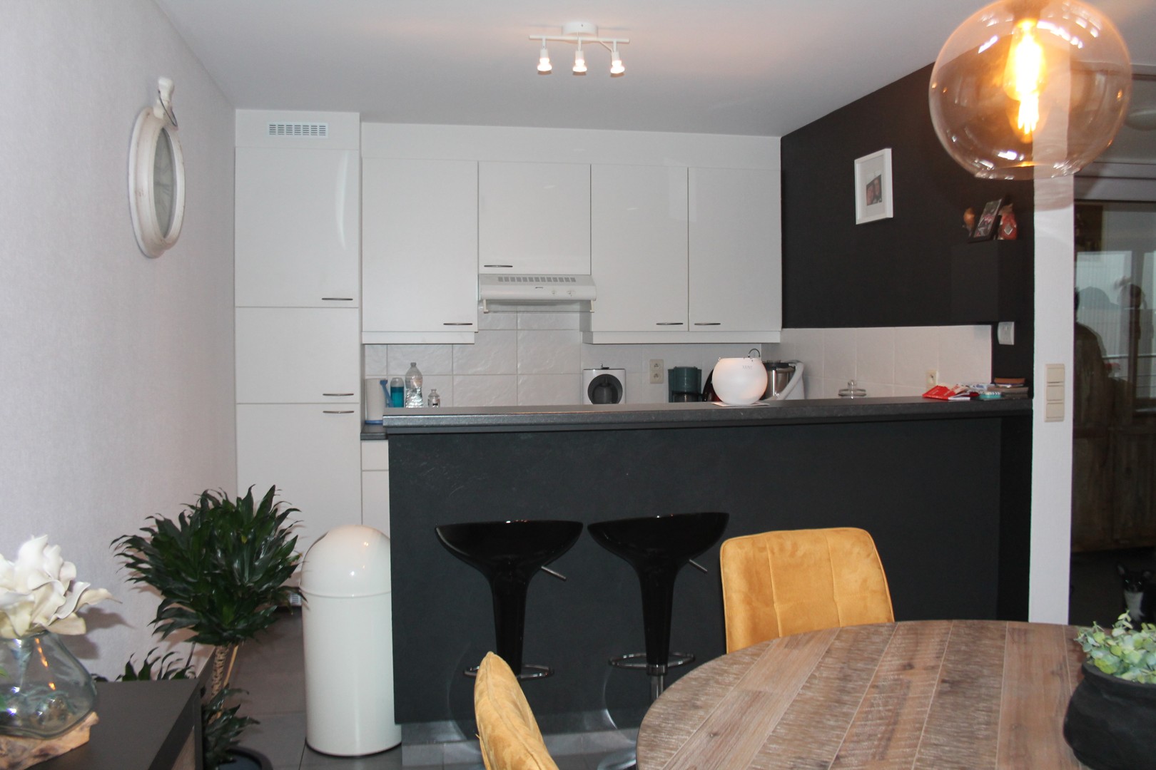 Trendy appartement met 2 slpk en terras in centrum Eeklo - foto 3