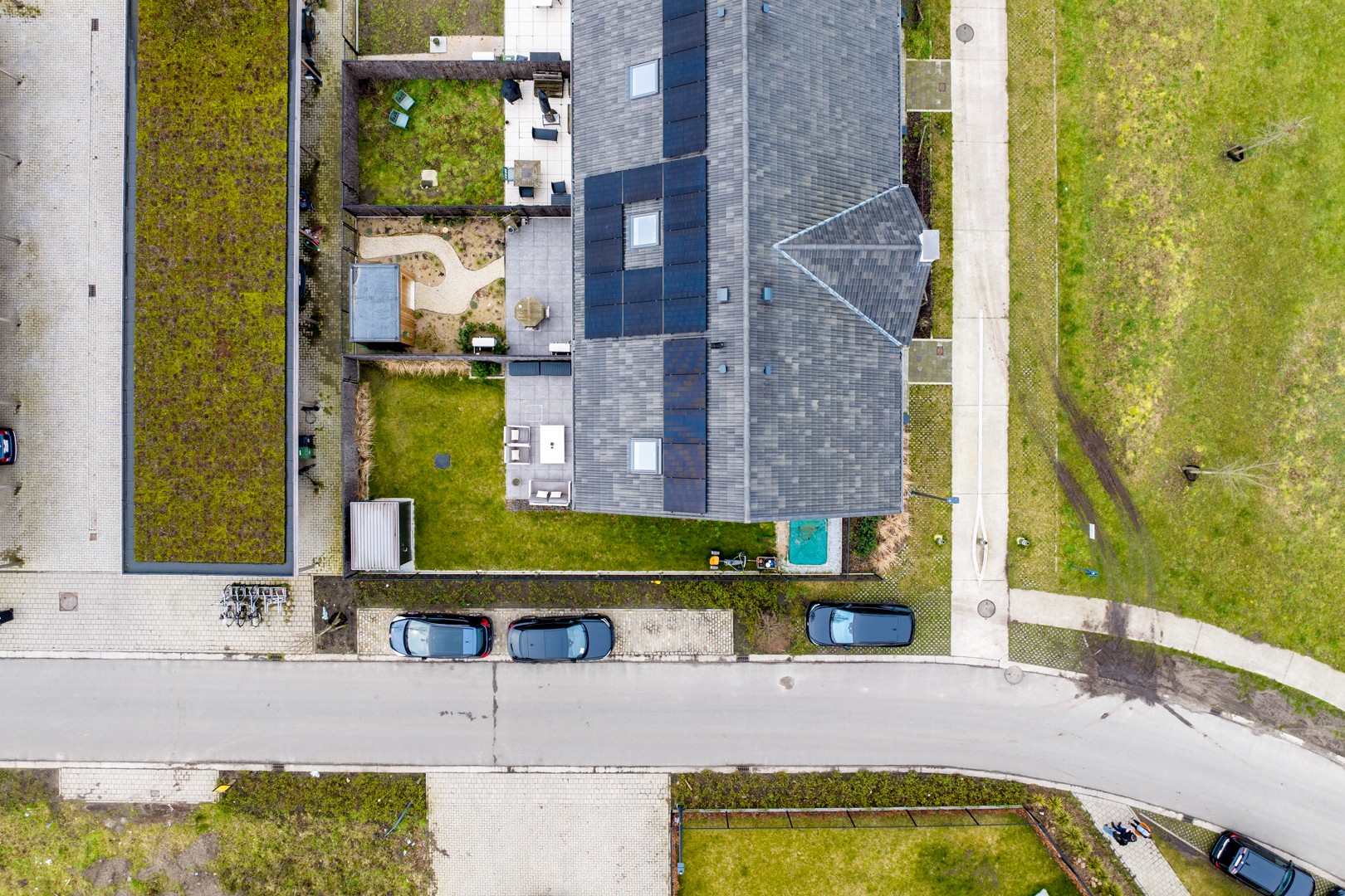 Stijlvolle nieuwbouwwoning (excl. 21% btw) in een rustige, groene omgeving te koop in Oostakker. - foto 4