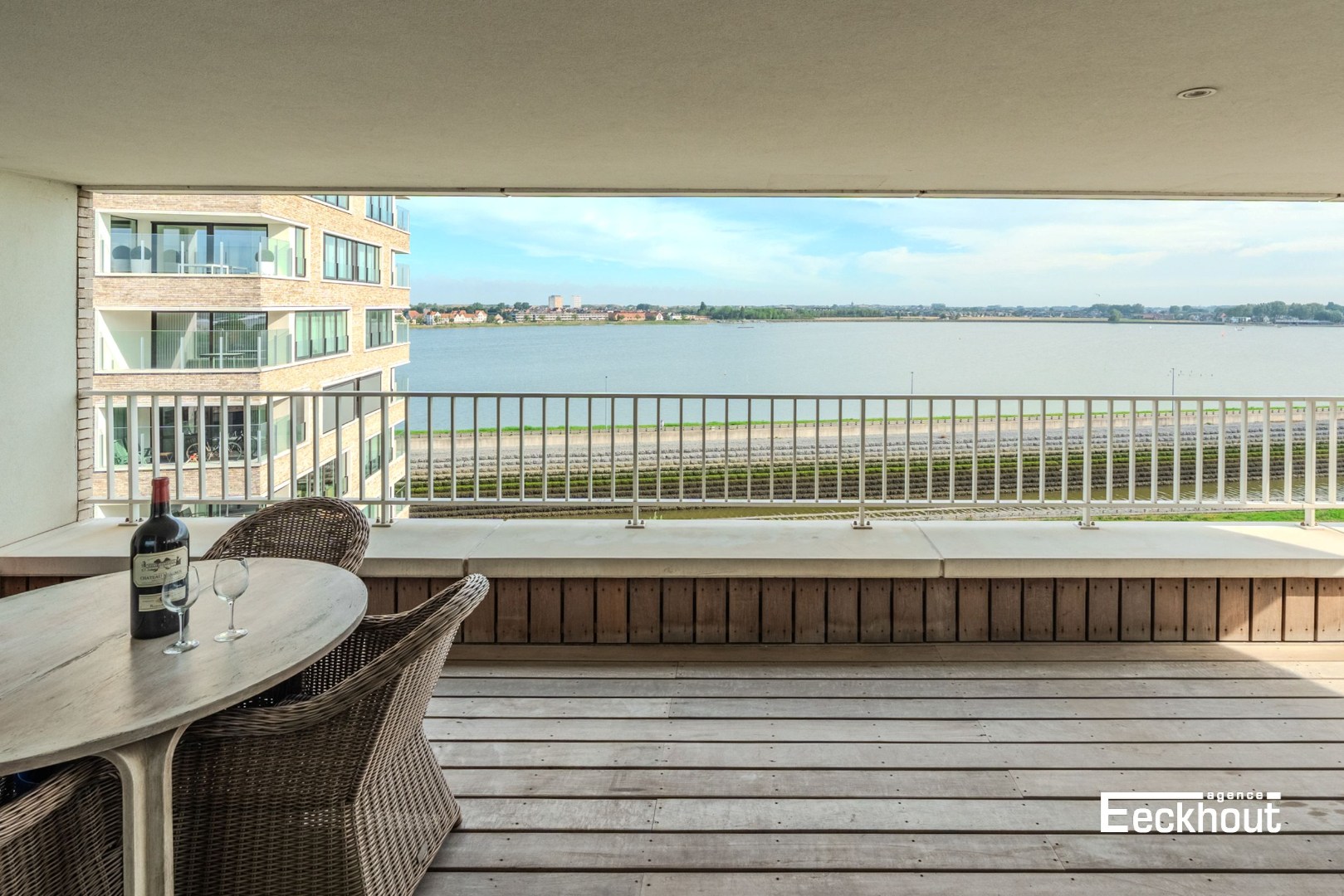 Zeer ruime penthouse (124m²) met 2 terrassen, 3 ruime slaapkamers en een uitnemend uitzicht aan de Spuikom! - foto 5