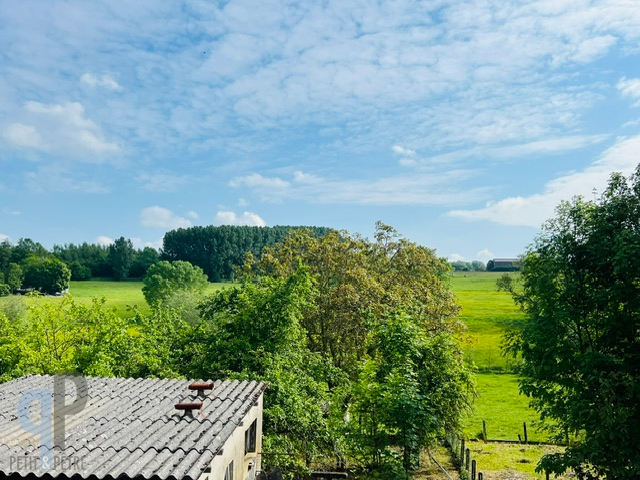 Robuuste, te renoveren woning met prachtig verzicht - foto 4