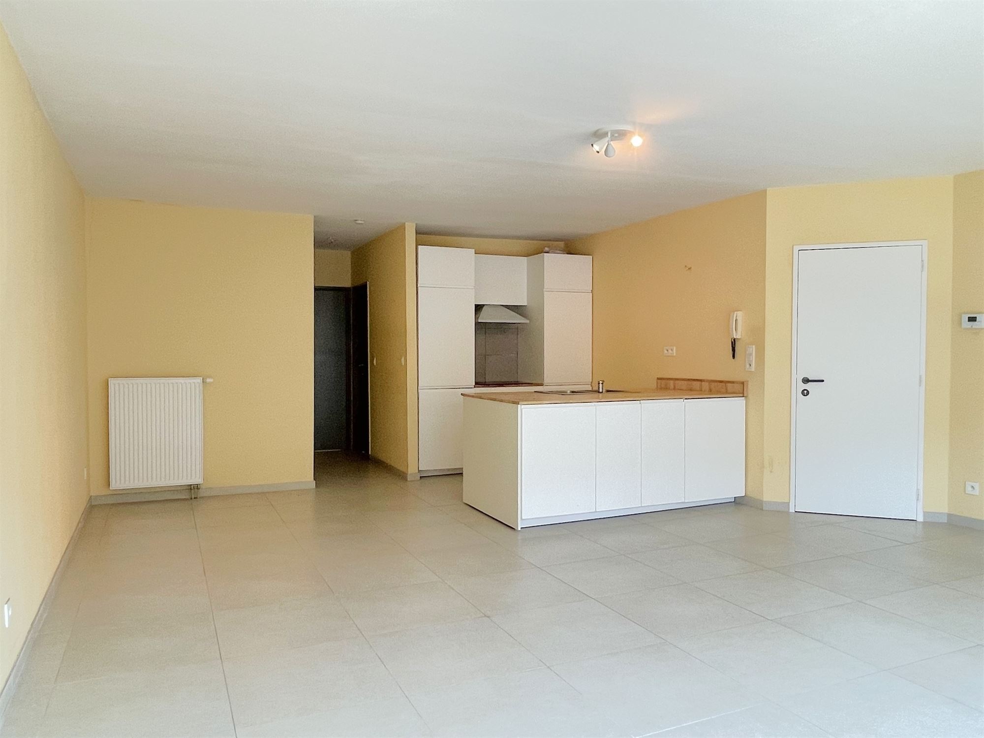 Centraal gelegen appartement met terras! - foto 4