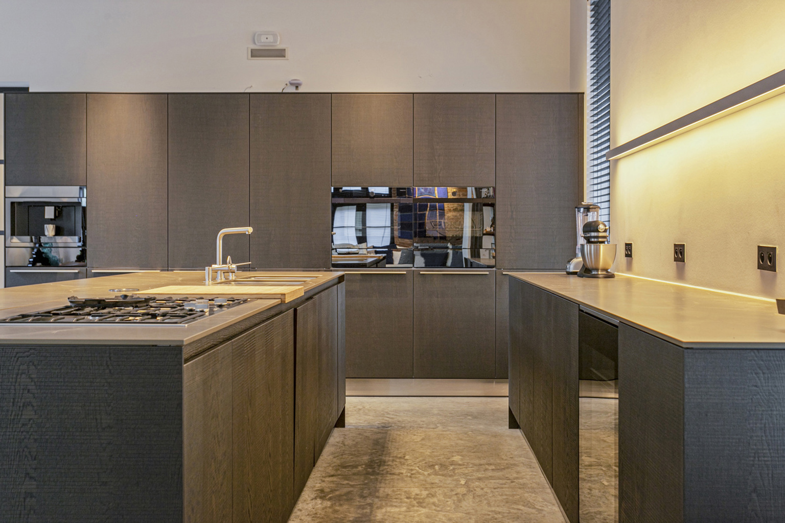 LUXUEUS EN EXCLUSIEF LANDHUIS MET PARKTUIN. - foto 5