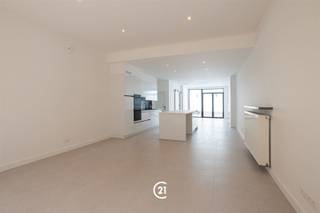 <p>This spacious, move-in-ready home is located in a prime spot in the center of Zottegem, within walking distance of shops, restaurants, and public transportation. The home was completely renovated last year.</p><p>The fully equipped kitchen with a cooking island forms the heart of the home and offers plenty of space for cooking and enjoying time together. The home also features a cozy terrace, a practical basement, a shower room, and a bathroom, providing extra comfort in everyday life.</p><p>With no fewer than four full-sized bedrooms, this home offers plenty of space for a family, working from home, and/or hobbies.</p><p>Are you looking for a spacious home in a central location where comfort and accessibility go hand in hand? Contact us today to schedule a visit.<br /> </p>