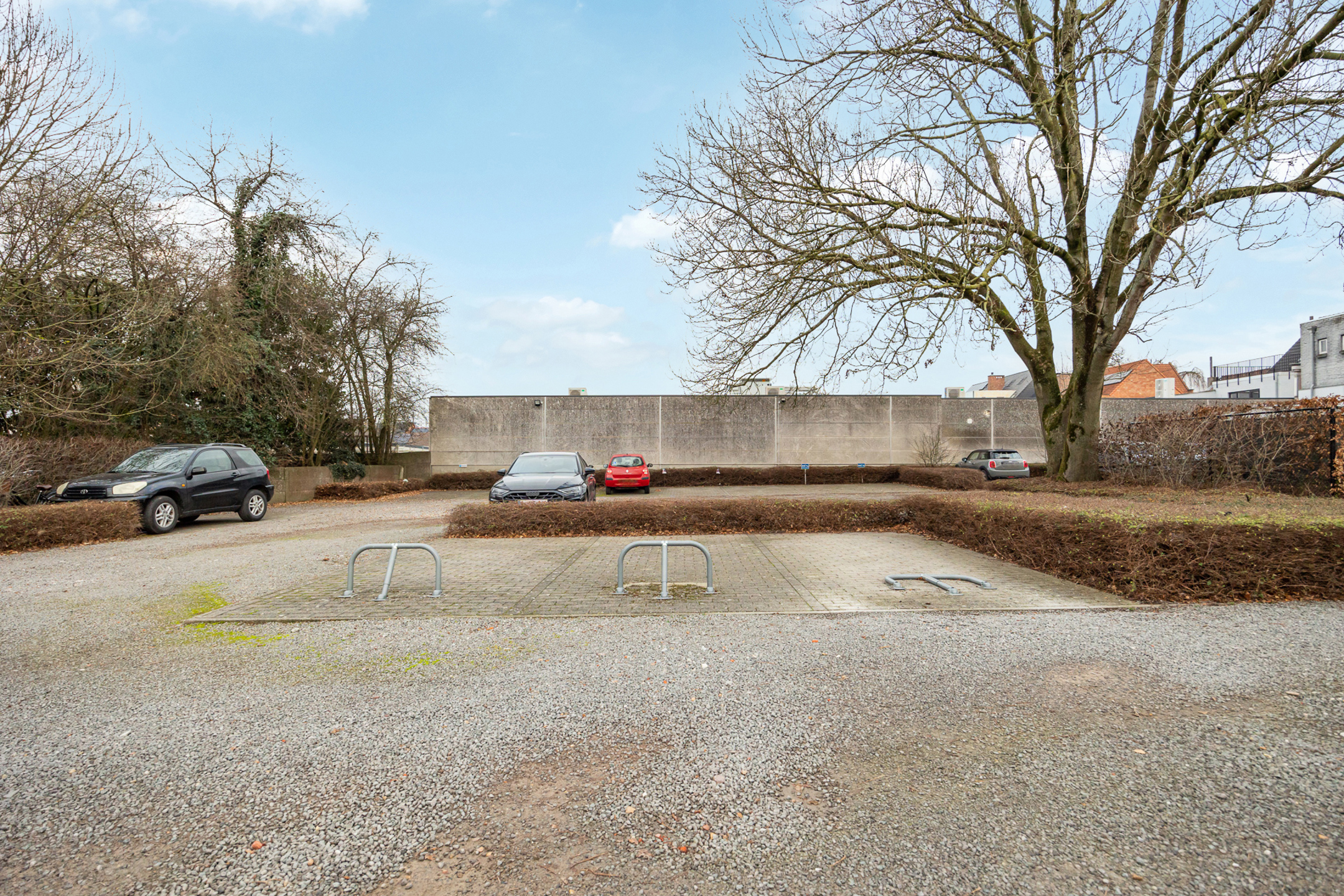 Handelspand van 179m² met 4 achterliggende staanplaatsen. - foto 5