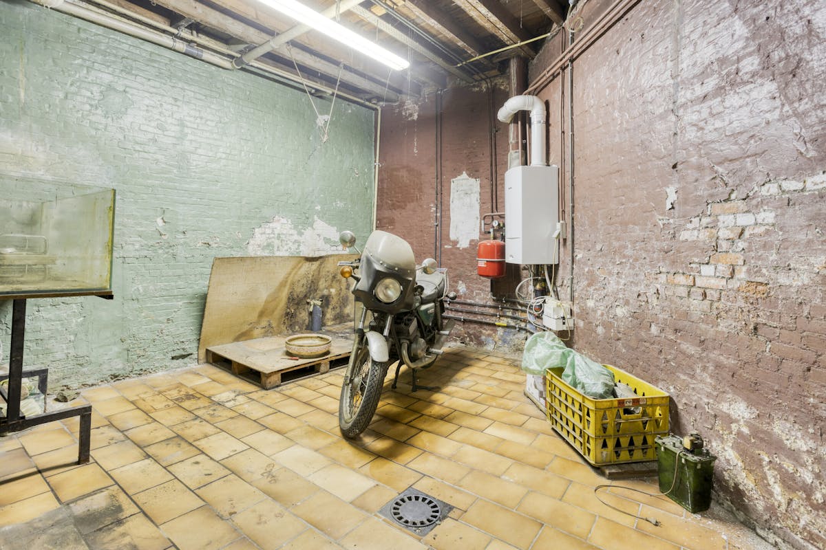 4 bedroom house with warehouse for sale in Borgerhout - photo 4