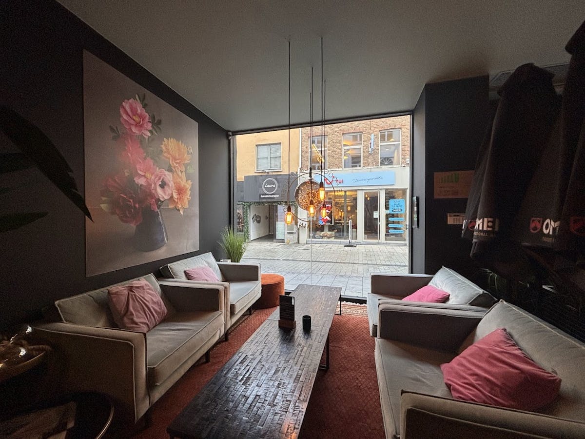 Horeca-/handelspand te huur in het centrum van Kortrijk - foto 4