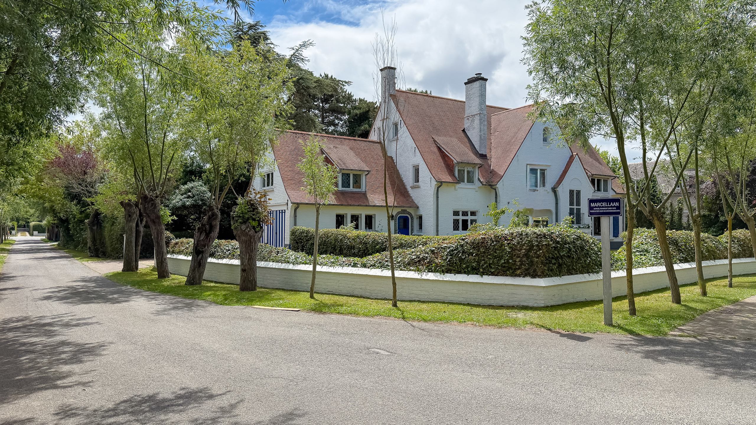 Karaktervolle villa met uitzonderlijk potentieel -TOPLOCATIE - foto 2