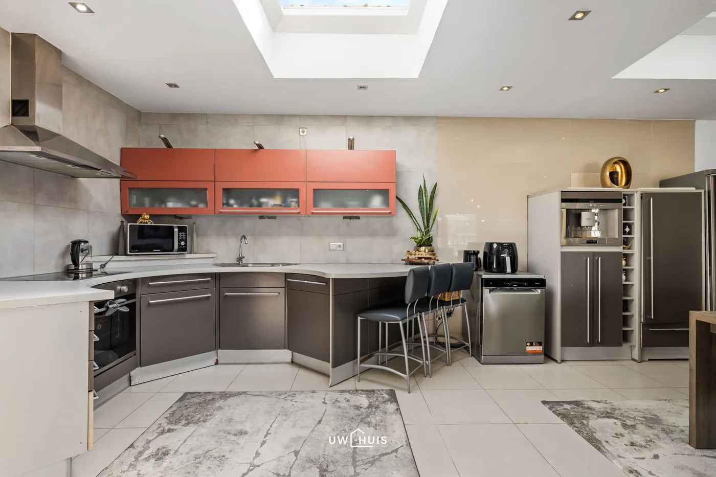 RUIM 2-SLPK APPARTEMENT MET DUBBELE GARAGE EN 40M² TERRAS - foto 4