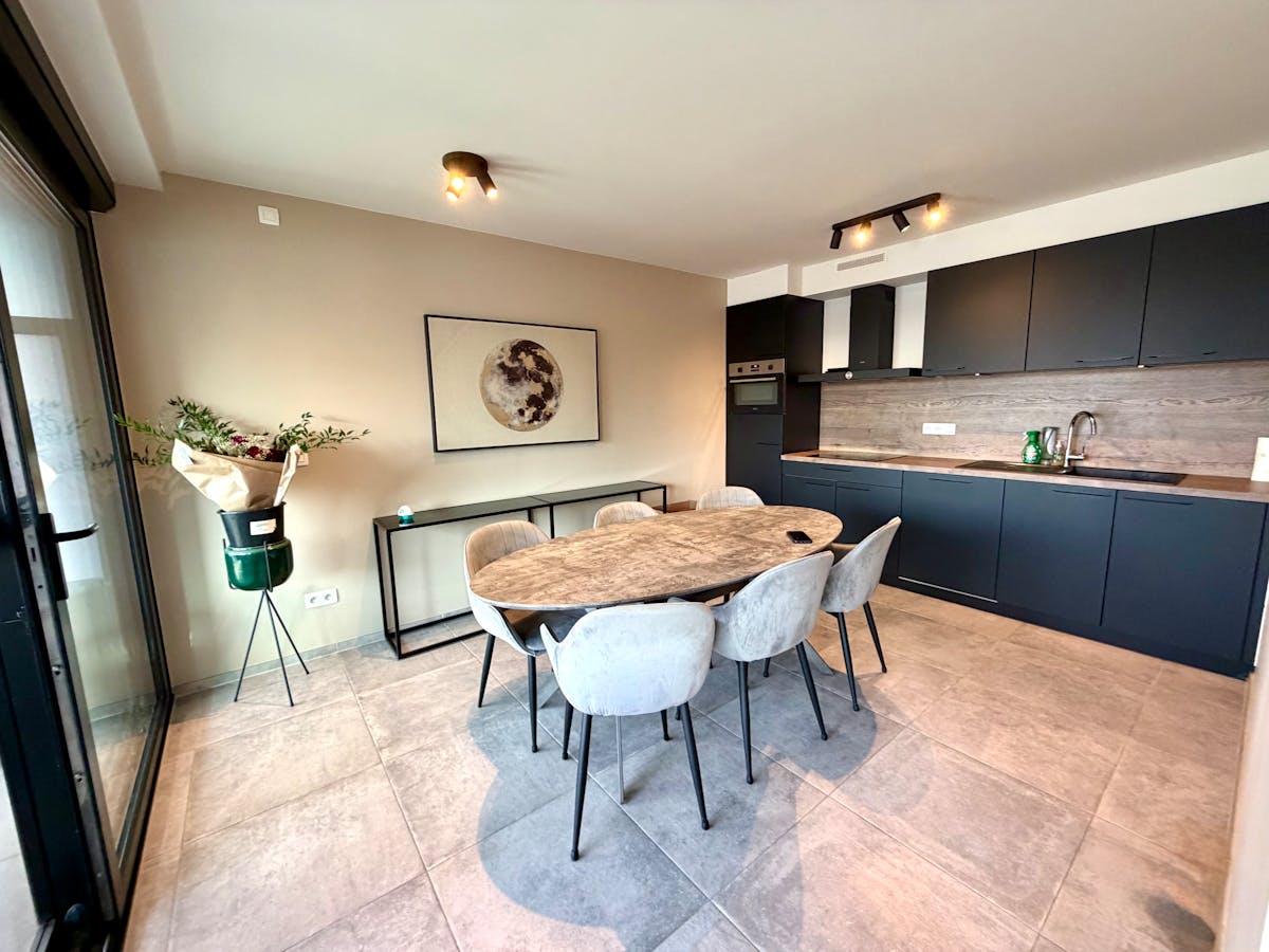 TE HUUR: Appartement met 2 slaapkamers nabij Hasselt - foto 3