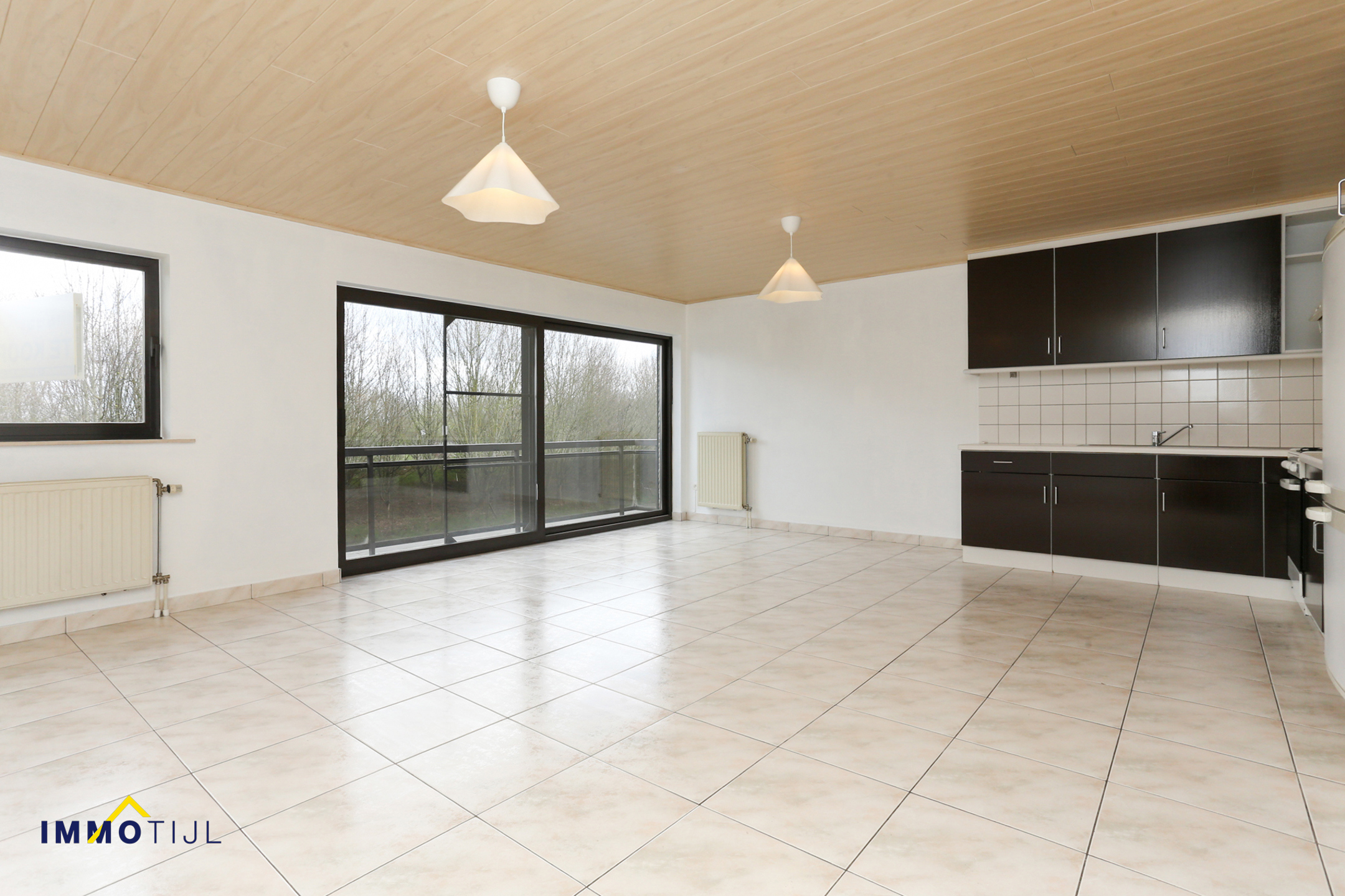 APP met 2 kamers, groot terras en garage! - foto 1