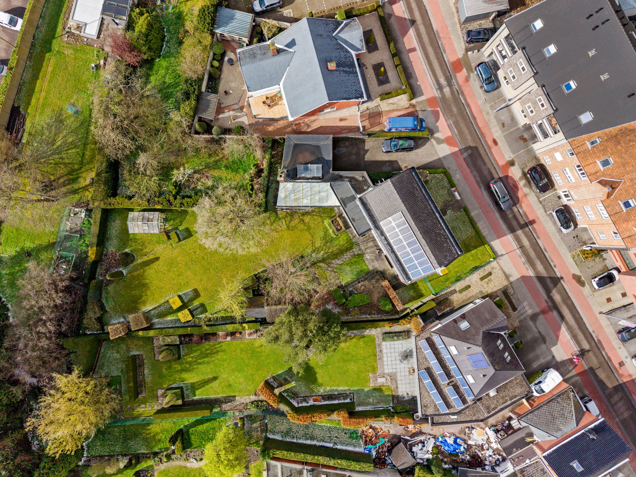 Statige te renoveren woning met uitzonderlijk potentieel in het centrum van Herk-de-Stad. - foto 3