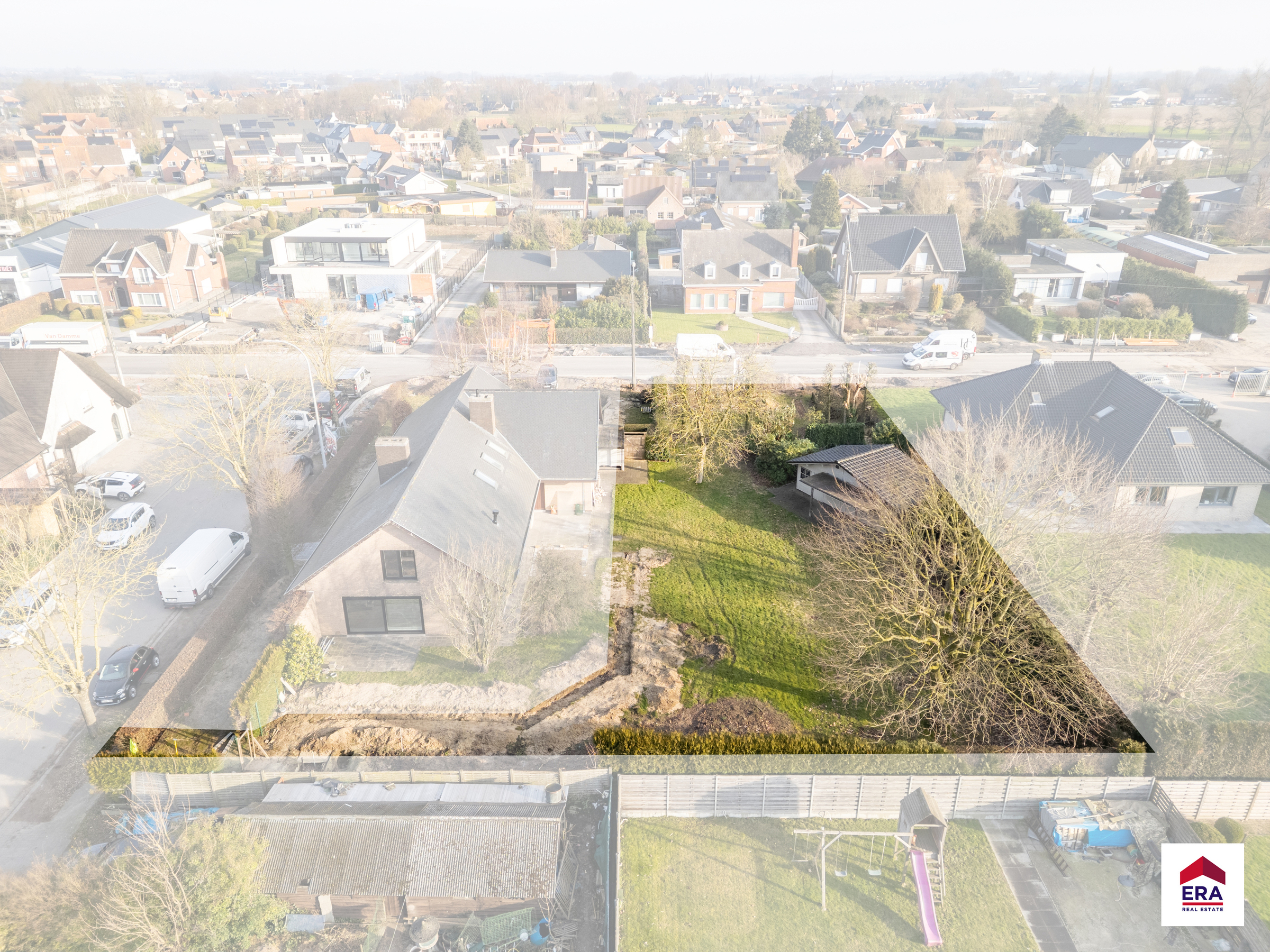 Bouwgrond met een oppervlakte van 884m² in Oostrozebeke! - foto 2