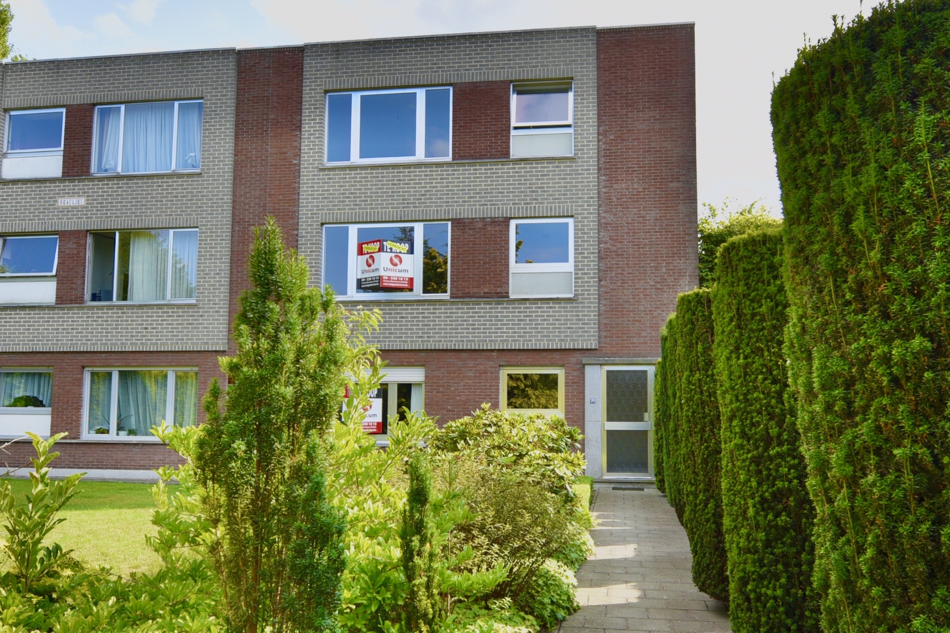 Volledig pas gerenoveerd, instapklaar app met 2 slpk en terras voor 175000 EUR - foto 2