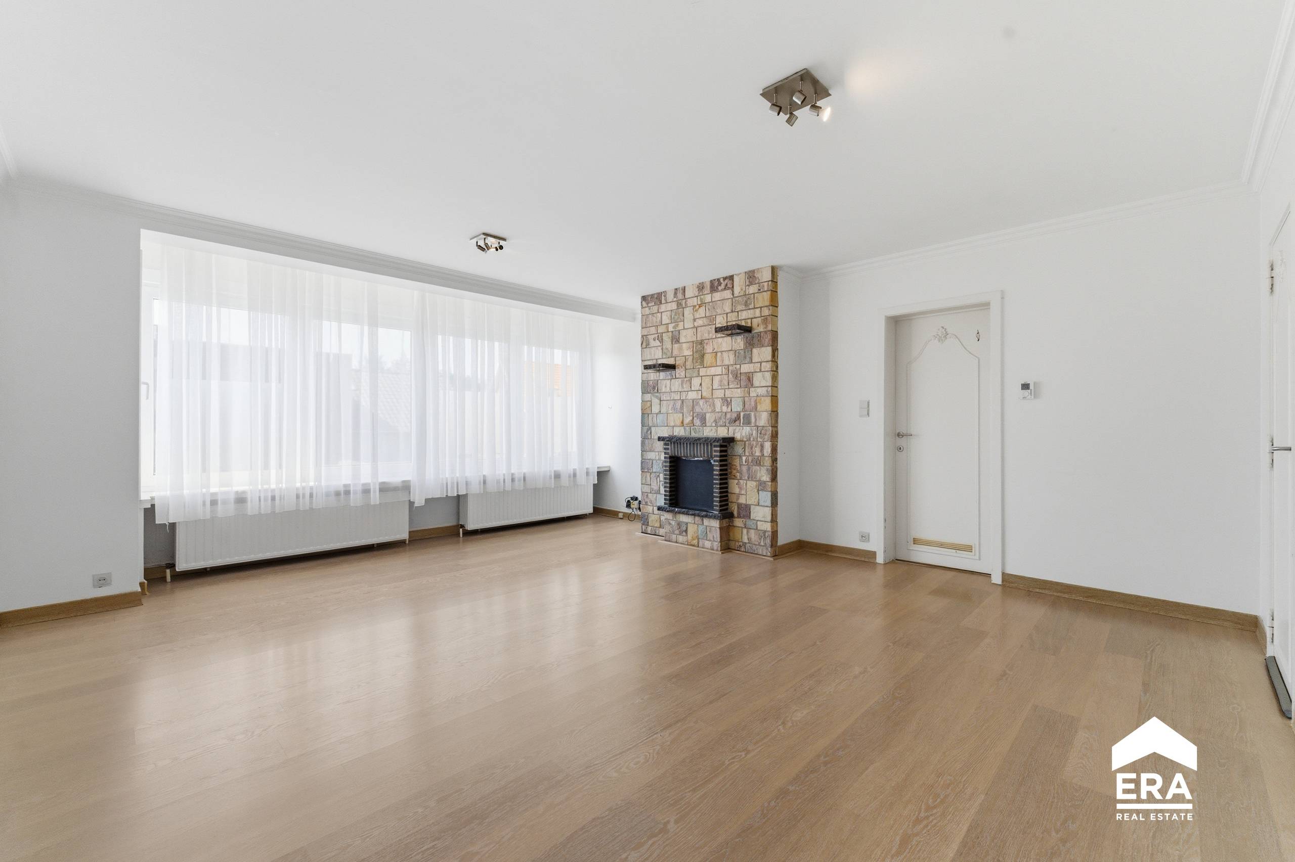 Apartment for sale in Ypres with 2 bedrooms - photo 2