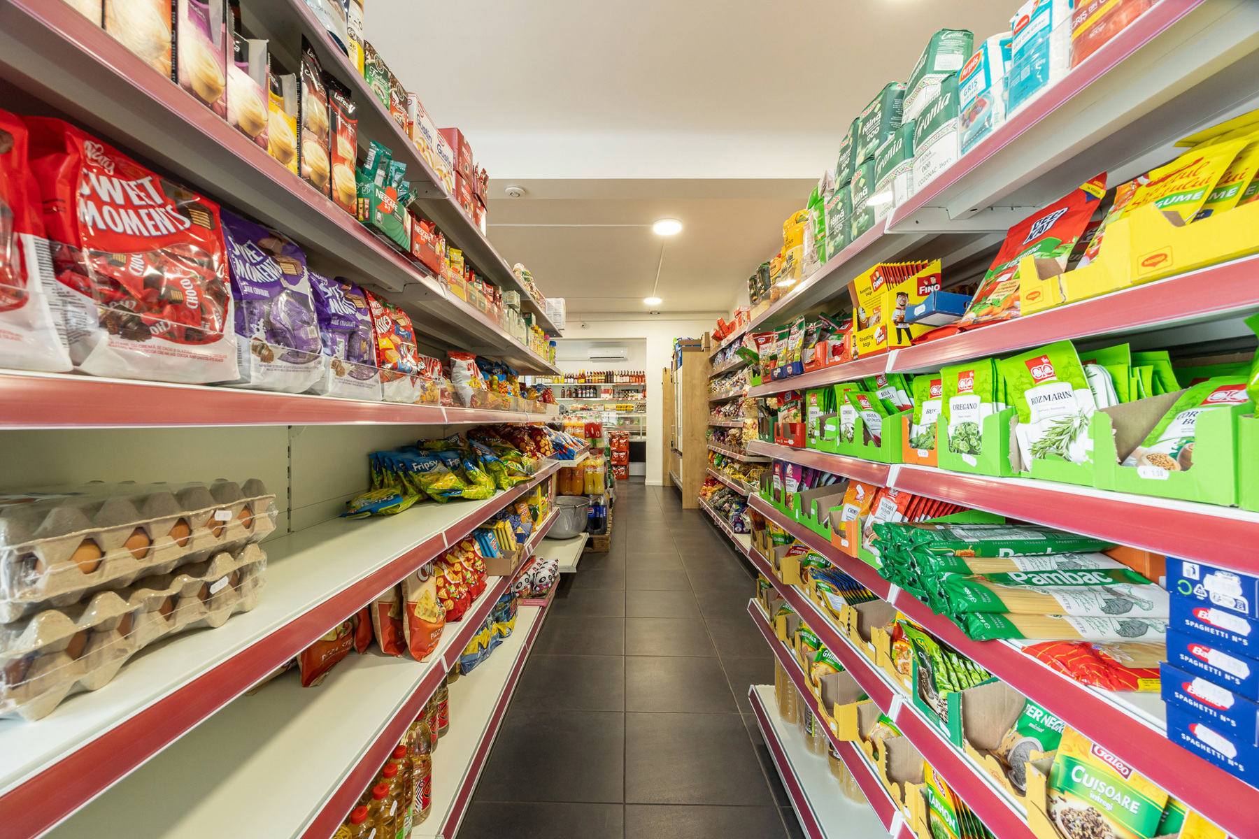Gerenoveerd handelspand (110m²) met kelderverdieping (ca60m²) - foto 4