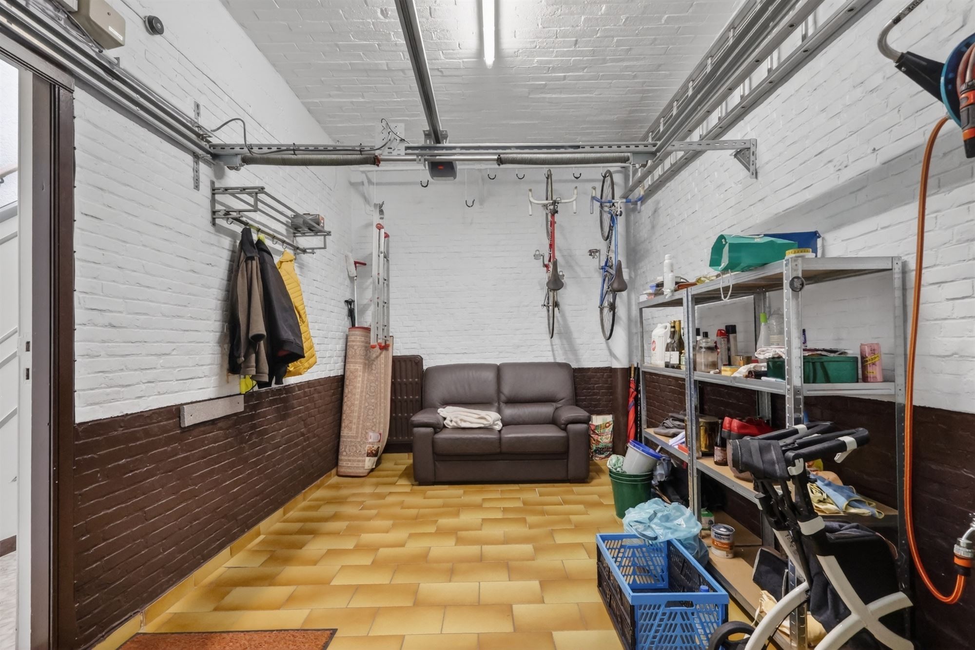 Instapklaar huis met 2 volwaardige slaapkamers en tuin in Deurne - foto 5