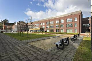 Deze unieke assistentiewoning is gelegen in residentie Gadium, bestaande uit 64 erkende assistentiewoningen die werden gebouwd in 2015 langs...