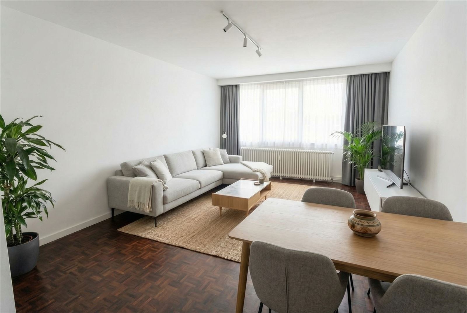 Gelijkvloers appartement met garagepl. en tuin - foto 3