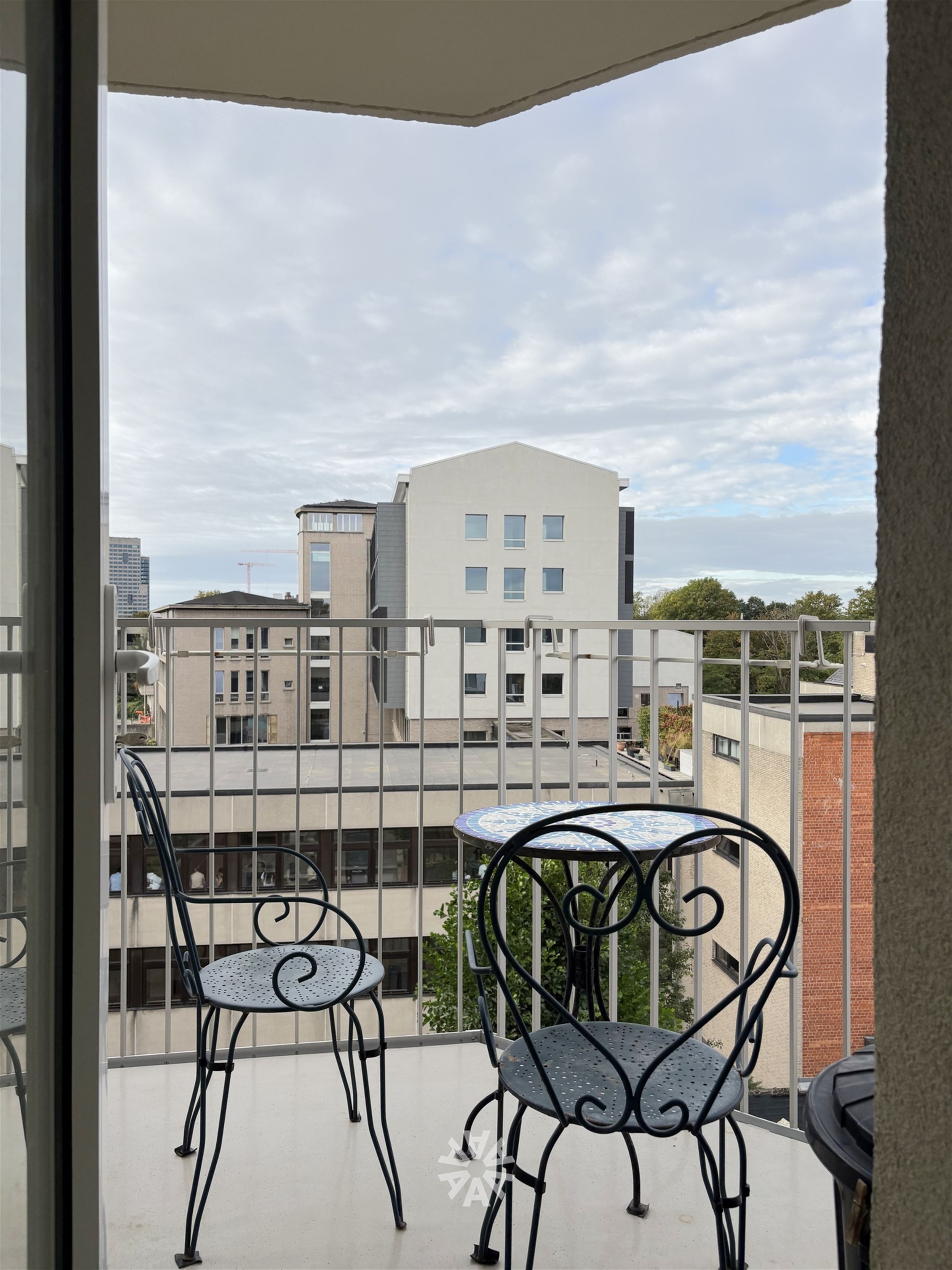 Centraal gelegen appartement met prachtig uitzicht te huur in Gent - foto 4
