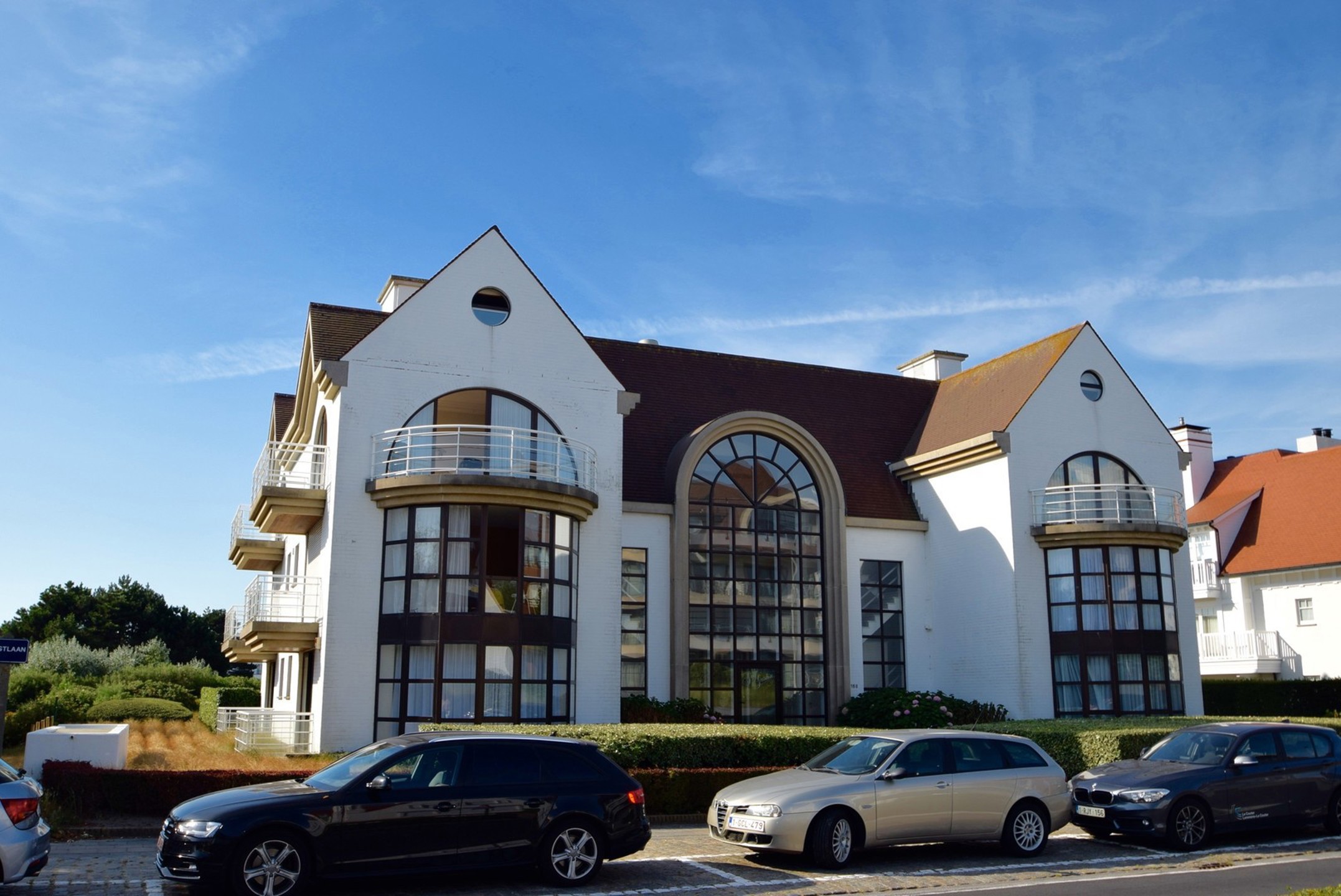 Gesloten garagebox te huur voor 1 wagen in de Kustlaan, gemakkelijk toegankelijk. - foto 3