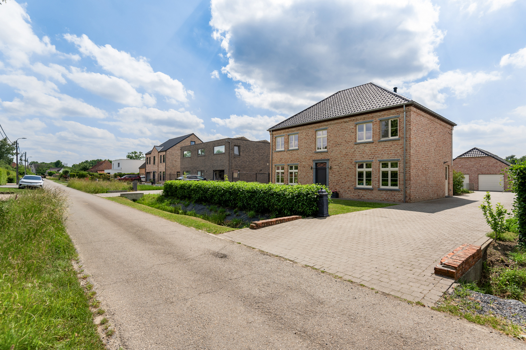 Recente villa met charme op ruime kavel - foto 4