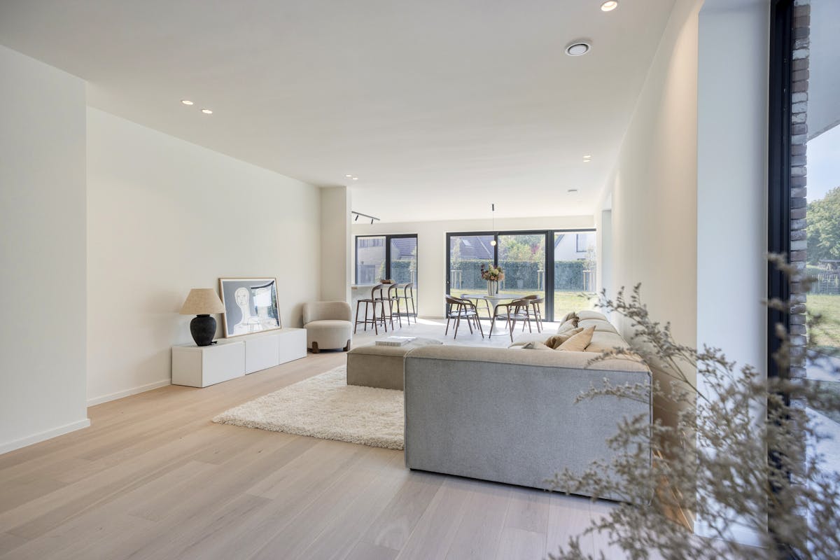 Nieuwbouwvilla met 4 slaapkamers op 1361m² grond - foto 3
