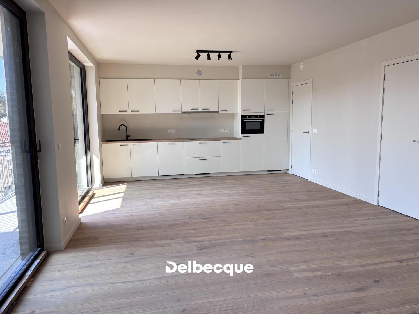 Lichtrijk nieuwbouwappartement, 3 slaapkamers, ruim terras en 2 autostaanplaatsen - foto 4