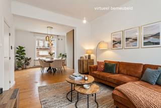 TE KOOP GENT<br />Welkom in de Galglaan 113!<br /><br />Deze instapklare woning werd in 2026 grondig gerenoveerd. Met een EPC-label C (geen renovatieplicht) en een asbestveilig attest kan u hier zorgeloos wonen.<br /><br />De troeven van de woning:<br /><br />Topligging bij campus UZ Gent<br /><br />- Een lichtrijke, sfeervolle woonkamer met authentieke planken vloer<br />- Vernieuwde keuken<br />- Badkamer met ligbad en toilet<br />- Verwarming op gas, recente brander<br />- Vier slaapkamers met authentieke planken vloeren waarvan één nog af te werken<br />- Zolderruimte<br />- Stadstuintje met terras.<br />- Gelegen in een gegeerde straat in Gent met alle nodige voorzieningen op wandelafstand: openbaar vervoer, scholen en winkels. <br /><br />Indien u meer informatie of een bezoek wenst, gelieve dan bij voorkeur eerst uw gegevens in te vullen via de contactknop en dan bel ik u zo spoedig mogelijk op.<br />Laurens Deprez 0496/20.64.64<br />Vermelde oppervlaktes zijn indicatief en niet bindend.
